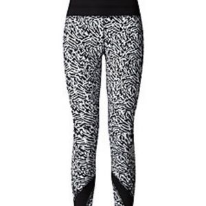 🚫SOLD🚫 Lululemon Run: Inspire Crop II